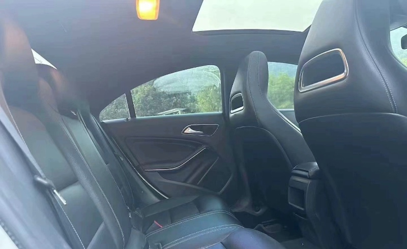 潍坊16年奔驰CLA3