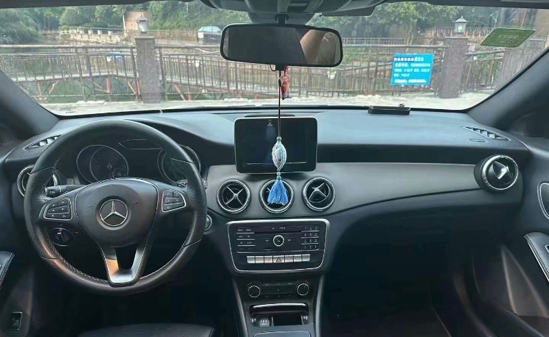 潍坊16年奔驰CLA5