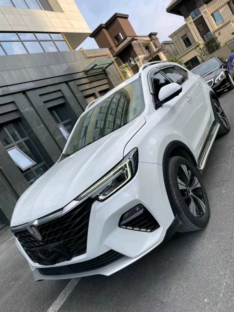 成都20年荣威RX52