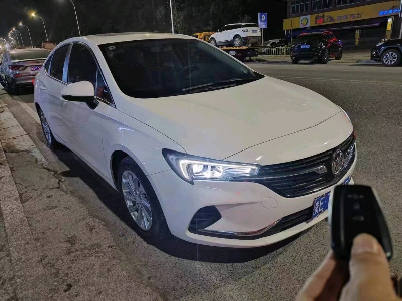 枣庄21年别克威朗2