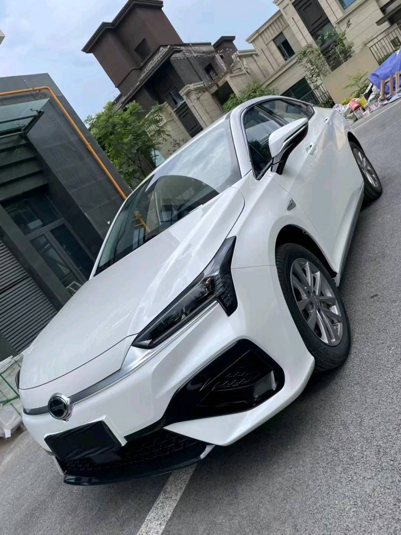 成都23年传祺埃安S1