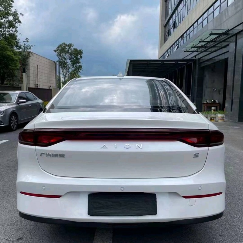 成都23年传祺埃安S7