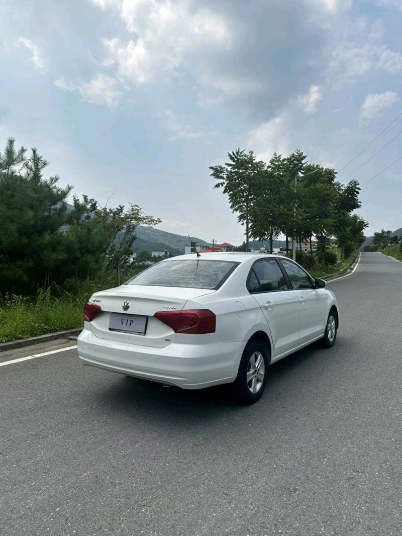 萍鄉18年大眾捷達8