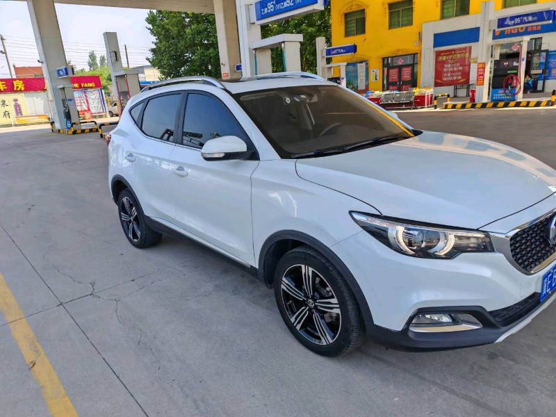 保定18年名爵ZS4