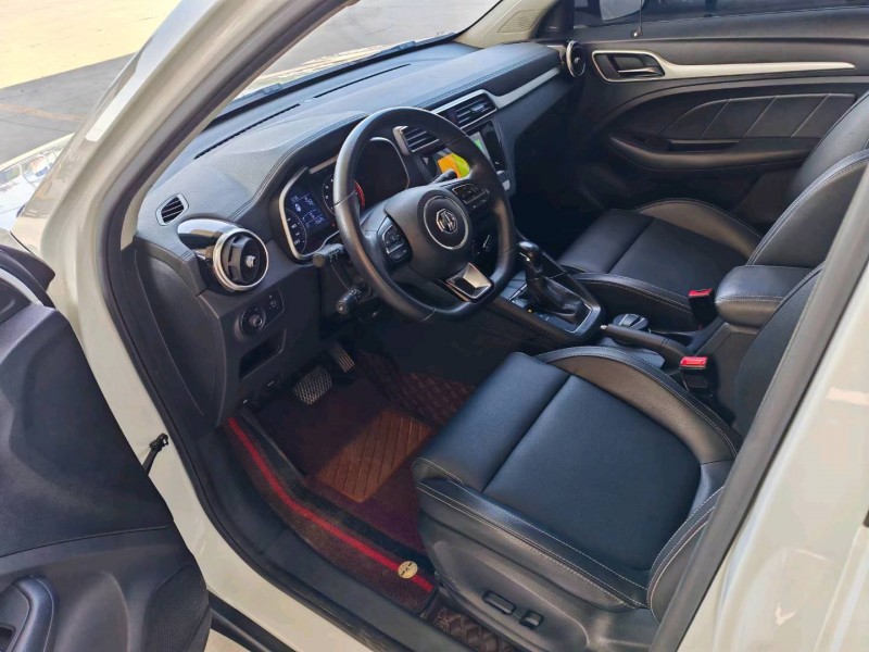 保定18年名爵ZS7