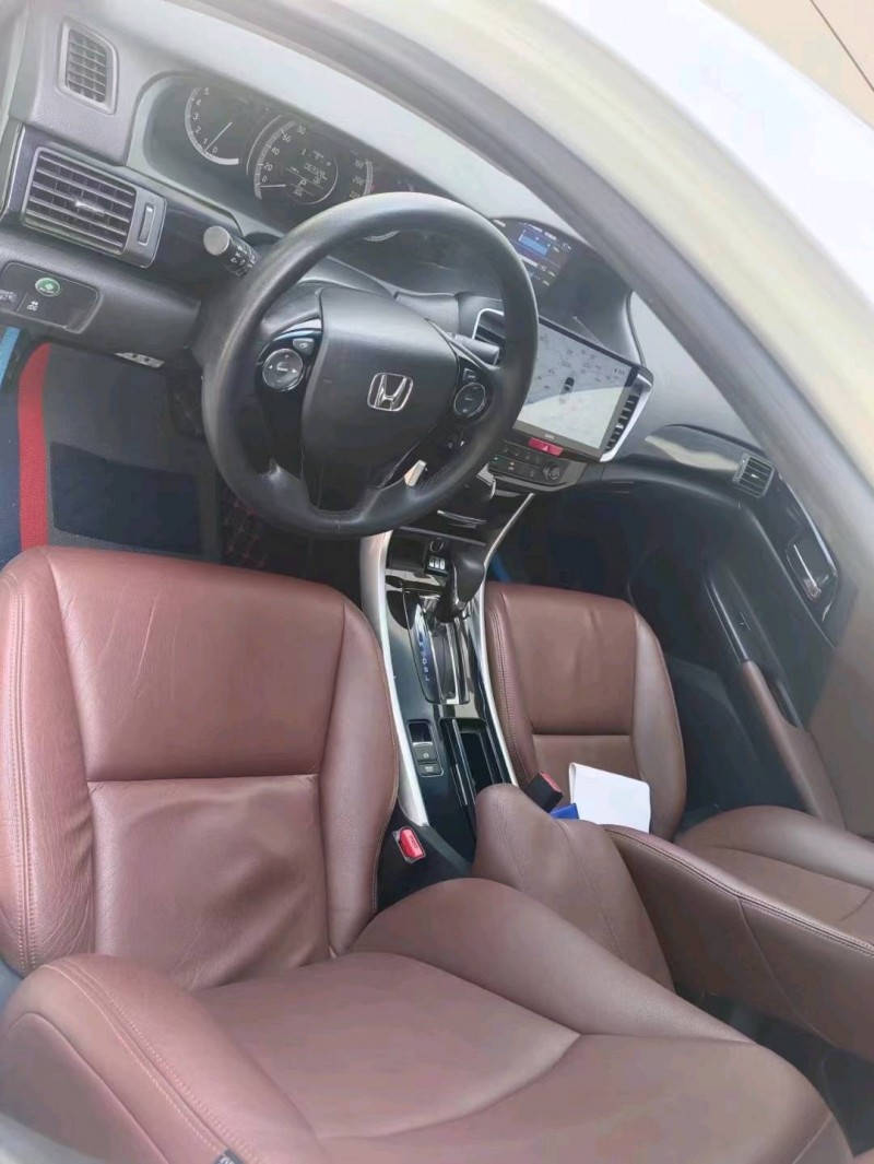 保定16年本田雅阁6