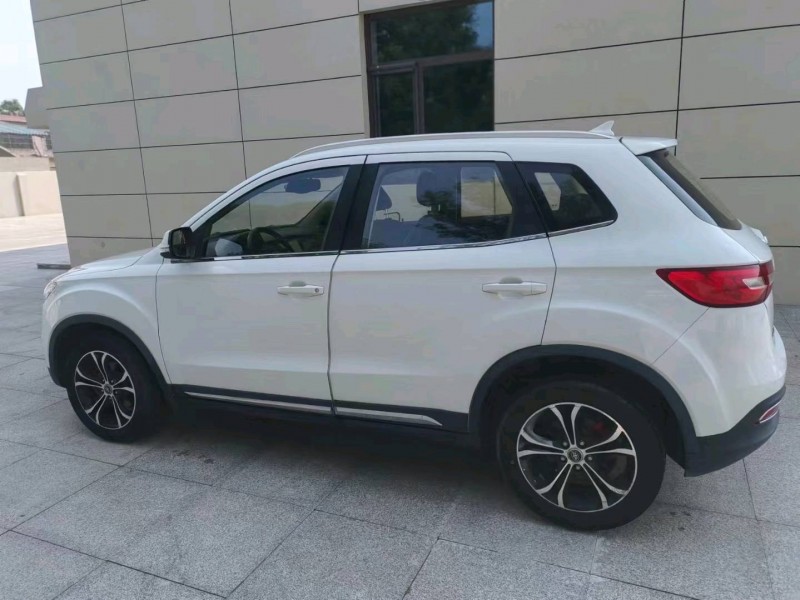 保定17年一汽森雅R75