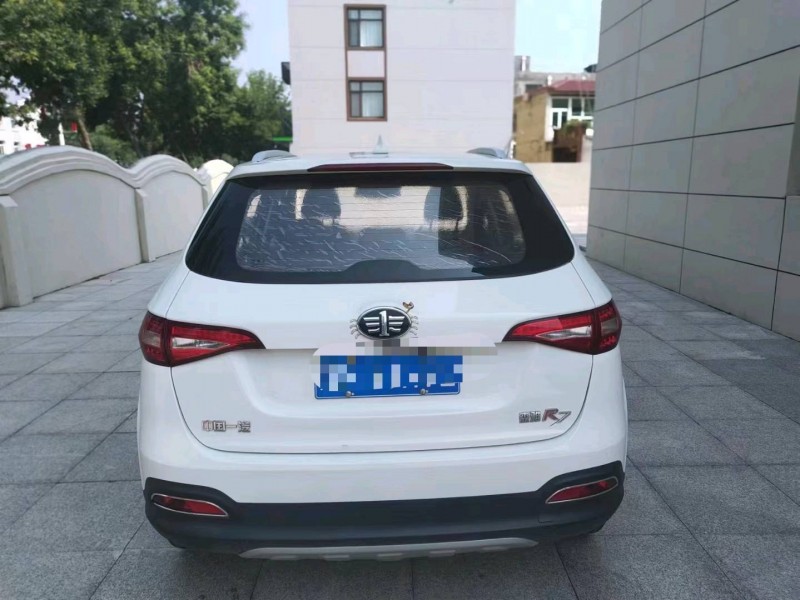 保定17年一汽森雅R79