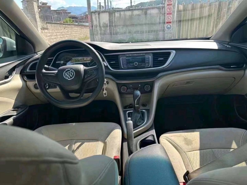 珠海19年别克英朗7