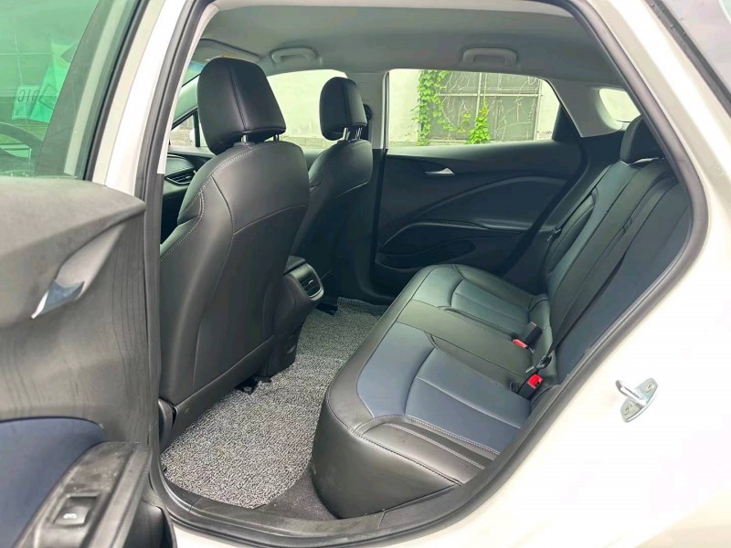 盐城23年别克微蓝4