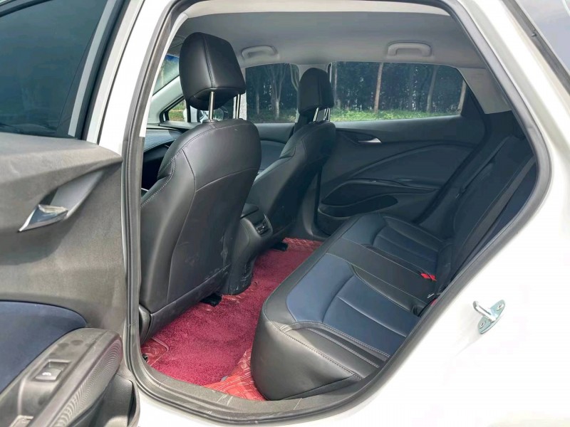 盐城23年别克微蓝4