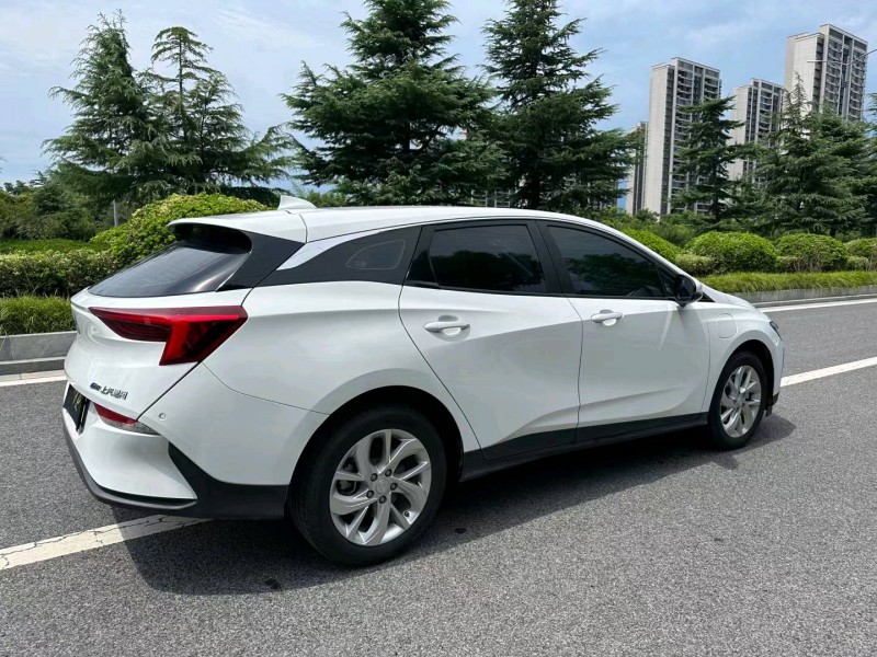 盐城23年别克微蓝7