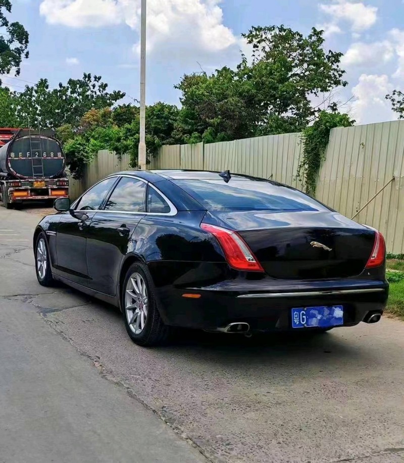 珠海15年捷豹XJL9