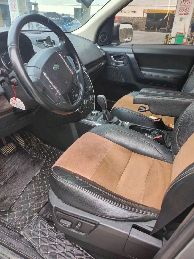 宜昌12年路虎神行者8