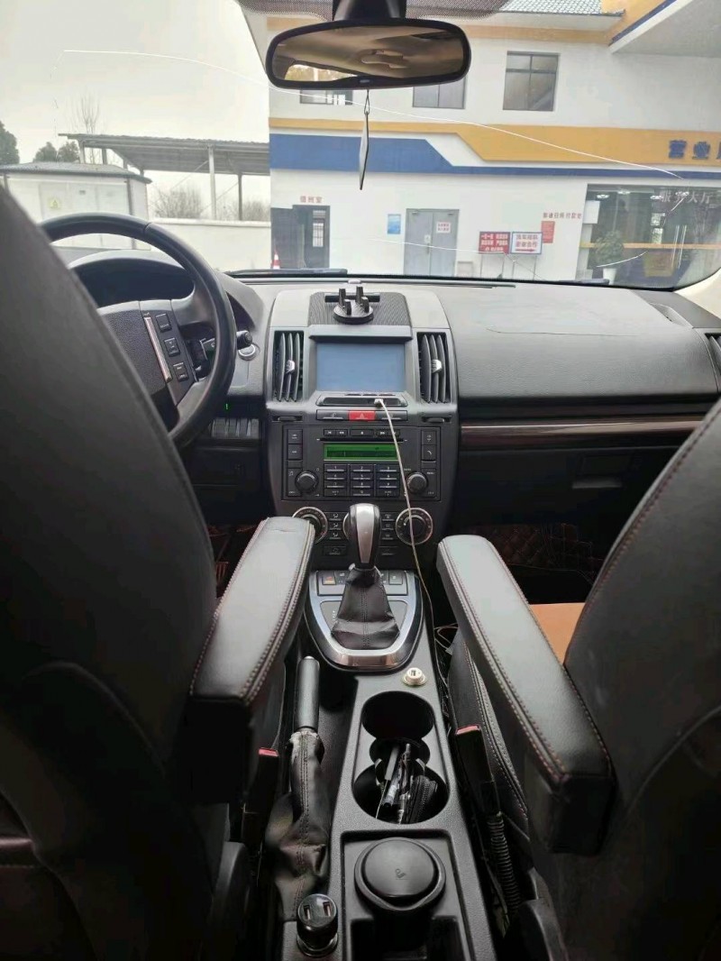 宜昌12年路虎神行者10