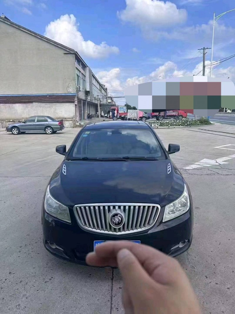 苏州12年别克君越1