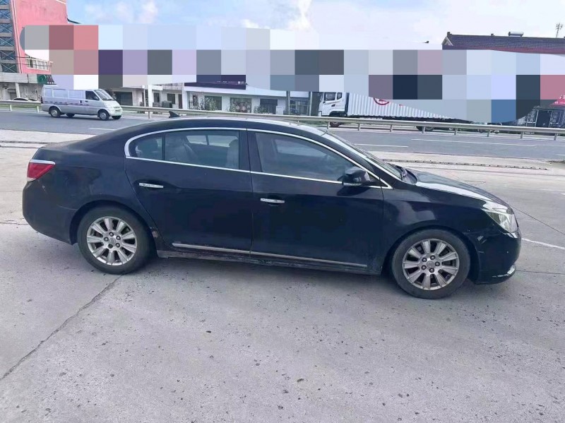 苏州12年别克君越2