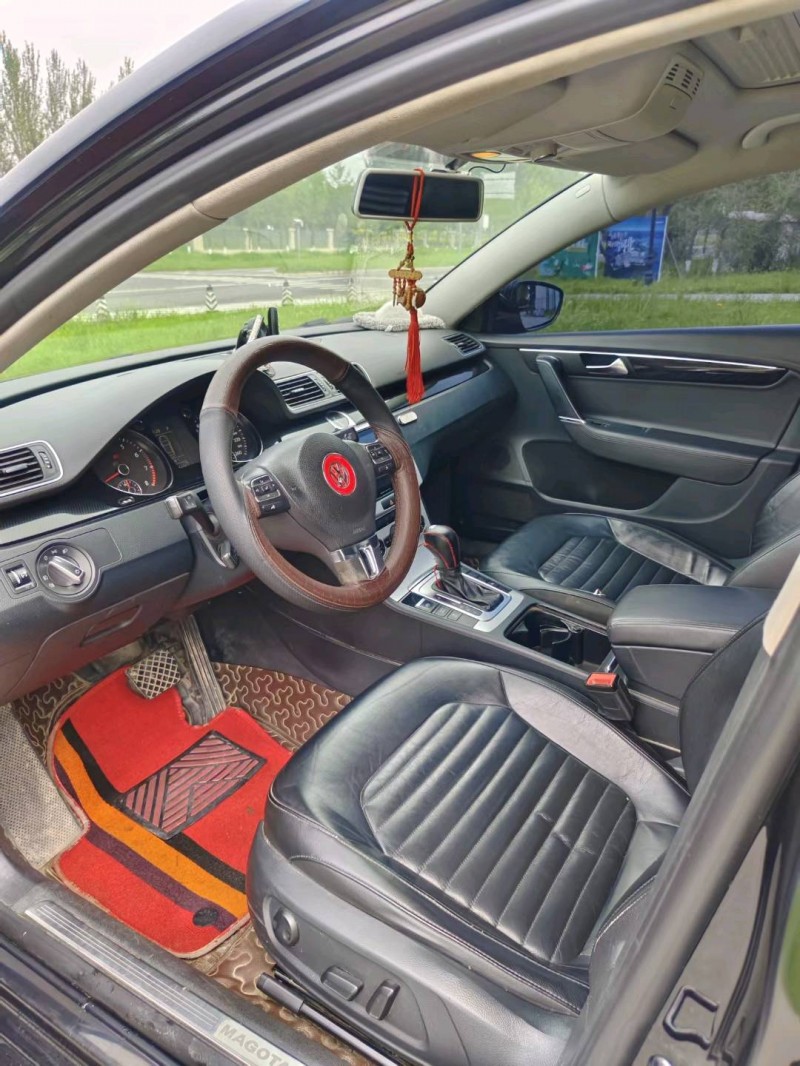 保定14年大众迈腾4