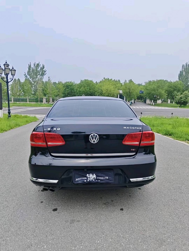 保定14年大众迈腾8