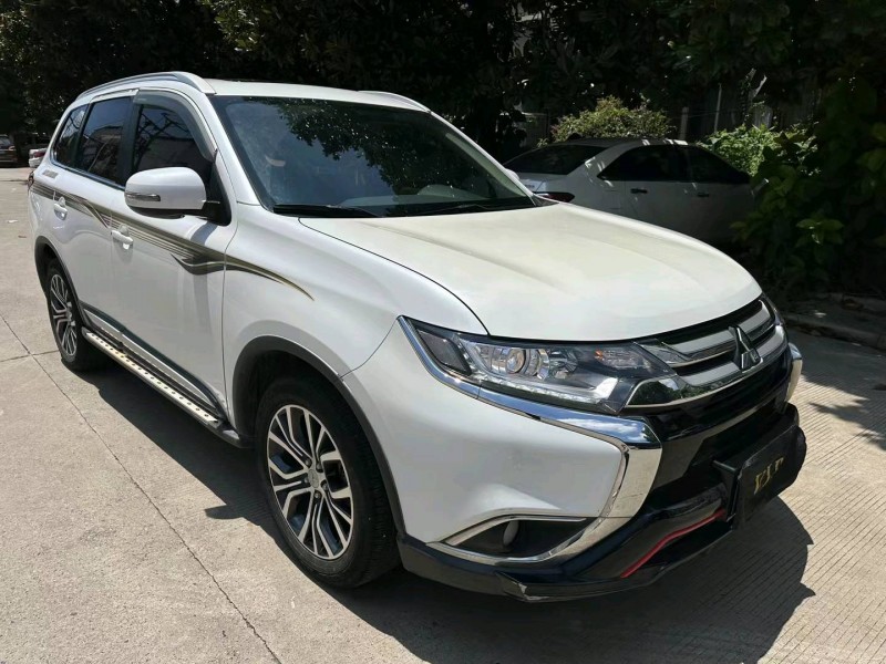 宜昌18年三菱欧蓝德3