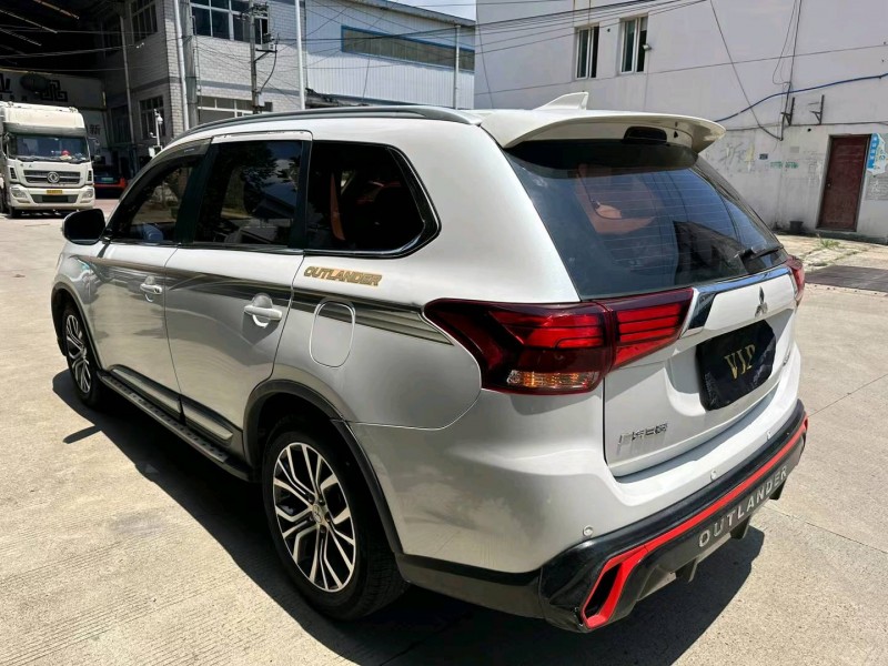 宜昌18年三菱欧蓝德7