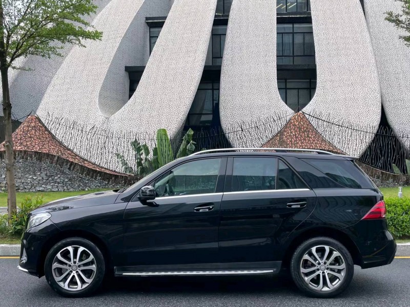 深圳16年奔驰GLE8