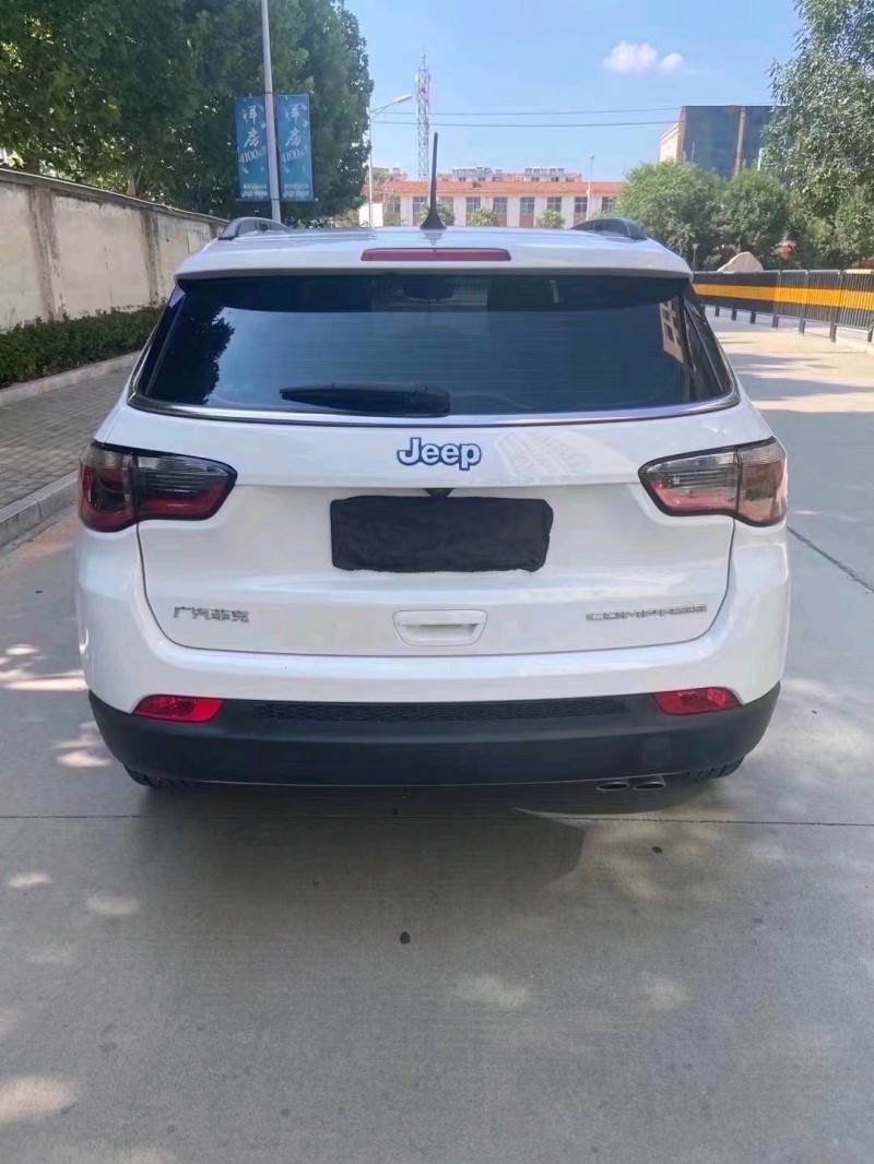 枣庄20年Jeep指南者2