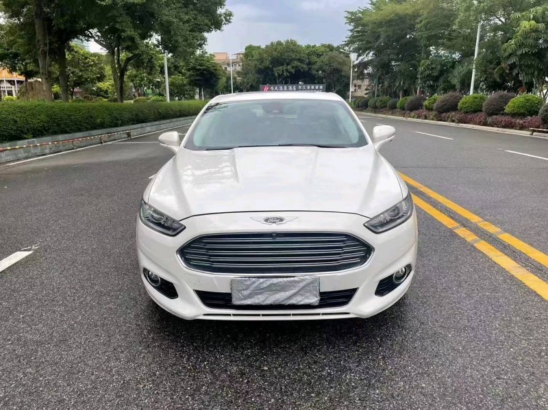 汕头16年福特蒙迪欧1
