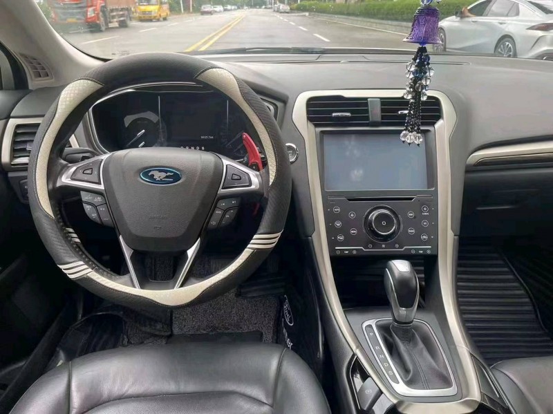 汕头16年福特蒙迪欧8