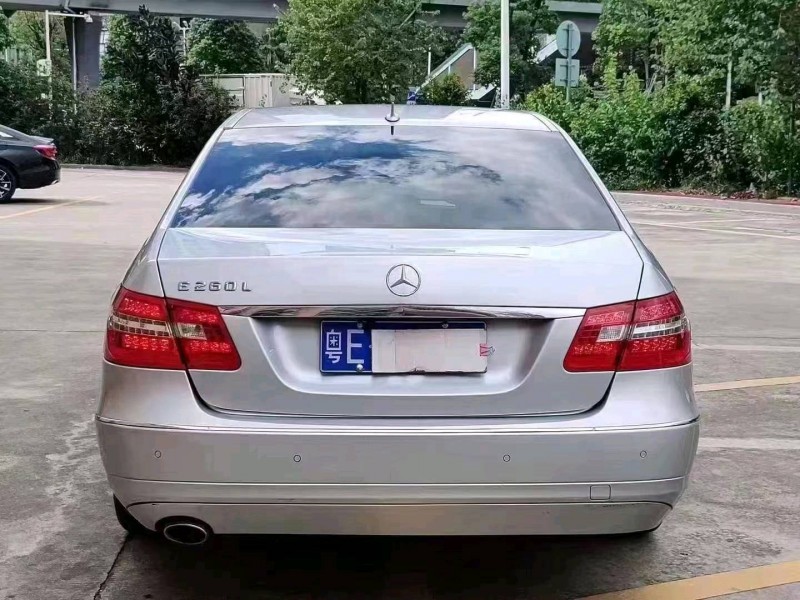 珠海13年奔驰E7
