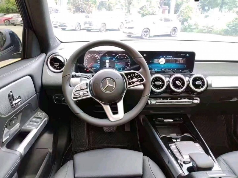 深圳22年奔驰GLB7