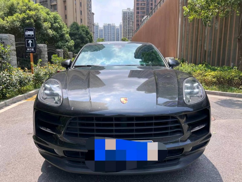 珠海19年保时捷Macan1