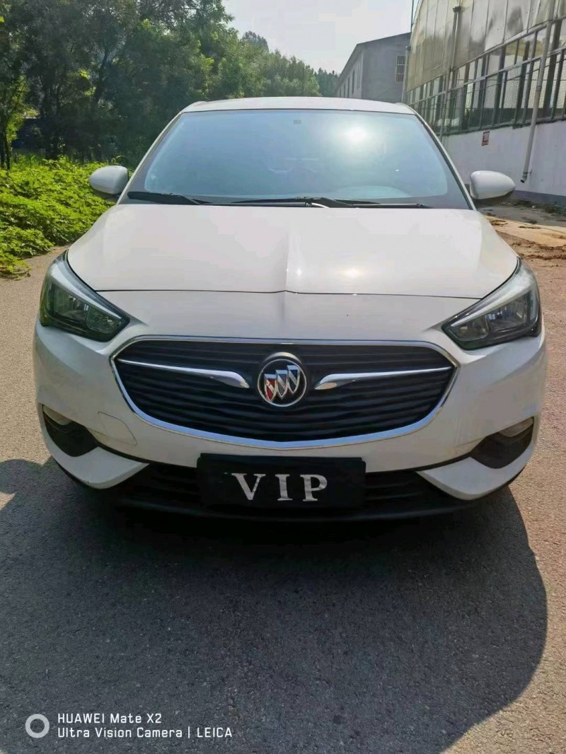 枣庄21年别克凯越1