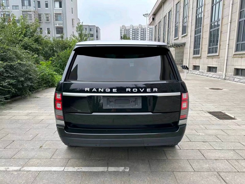 东营17年路虎揽胜3