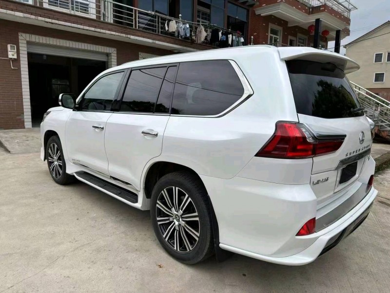 嘉兴17年雷克萨斯LX5
