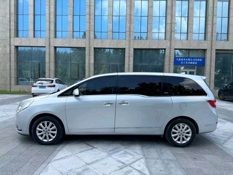 枣庄13年别克GL82