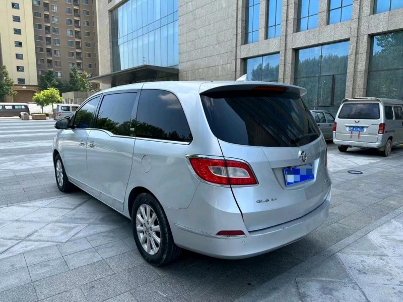 枣庄13年别克GL88