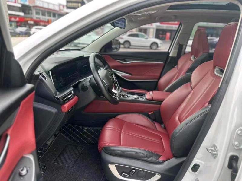 常州20年長安汽車CS758