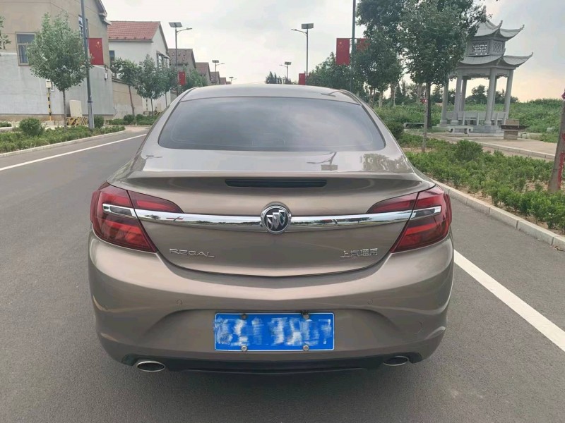 淄博17年别克君威2