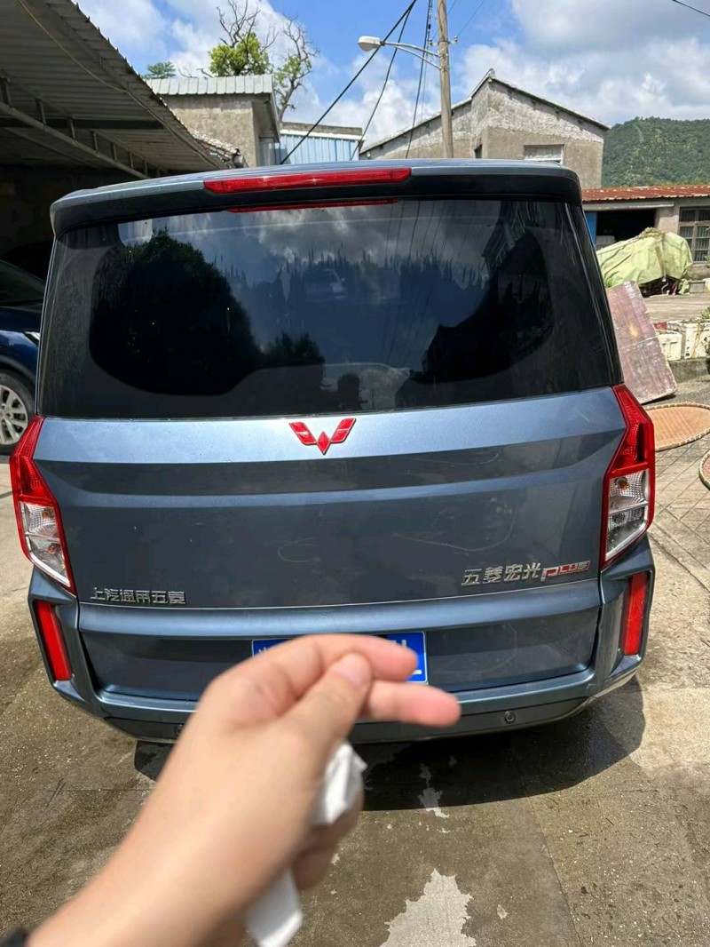 嘉興22年五菱汽車宏光8