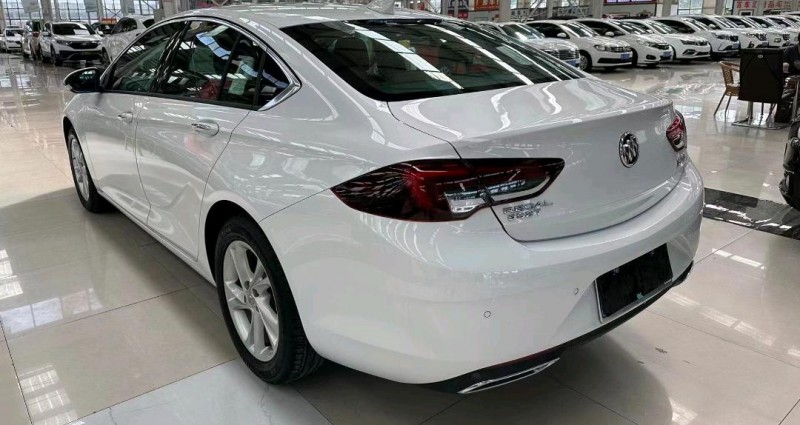 珠海22年别克君威3