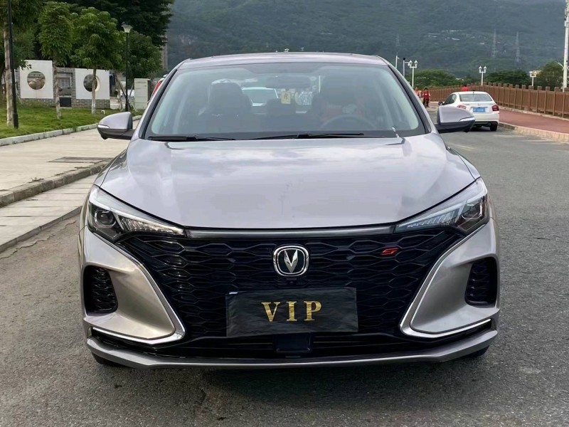 汕頭21年長安汽車逸動1