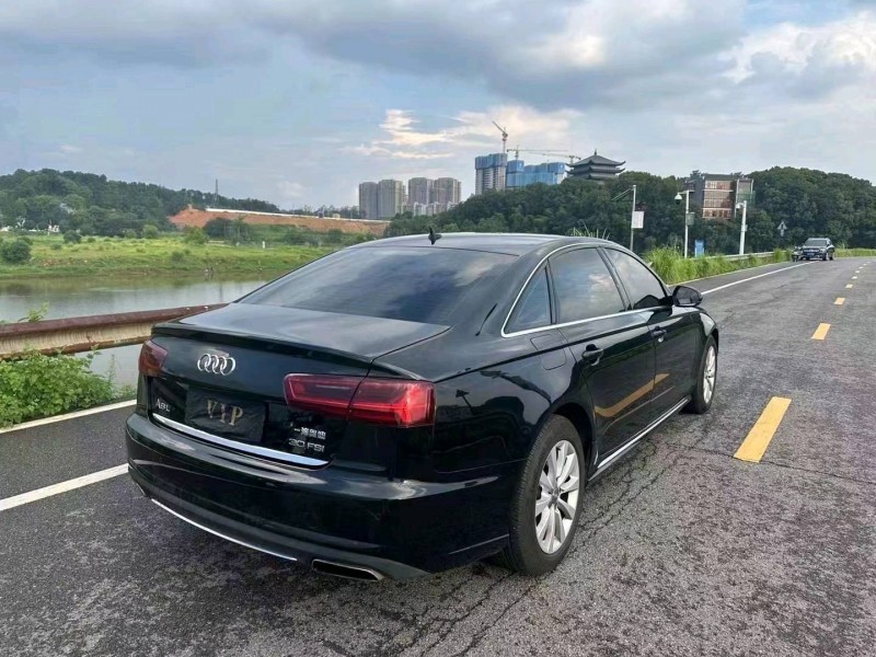邵阳17年奥迪A6L8