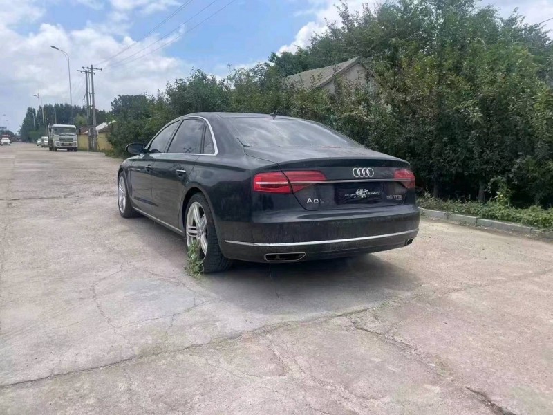 枣庄17年奥迪A8L2