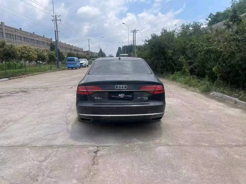 枣庄17年奥迪A8L6
