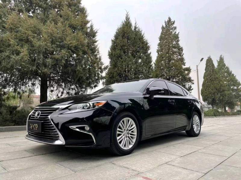 济宁15年雷克萨斯ES2