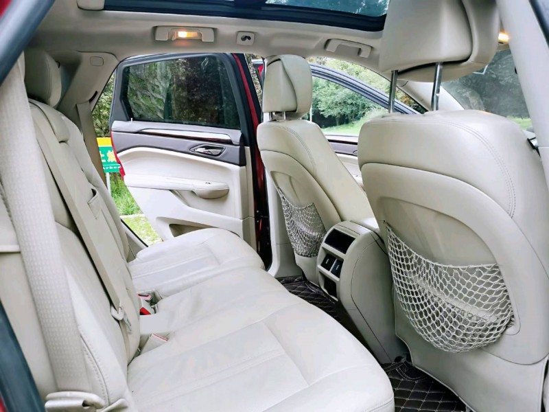 潍坊10年凯迪拉克SRX6