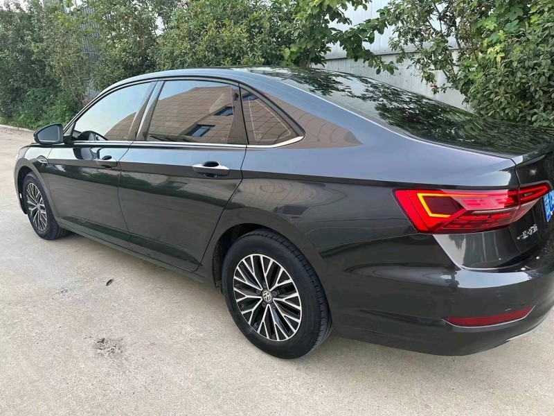 济宁20年大众速腾8