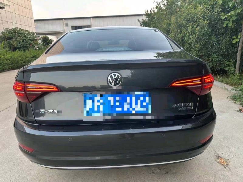 济宁20年大众速腾9