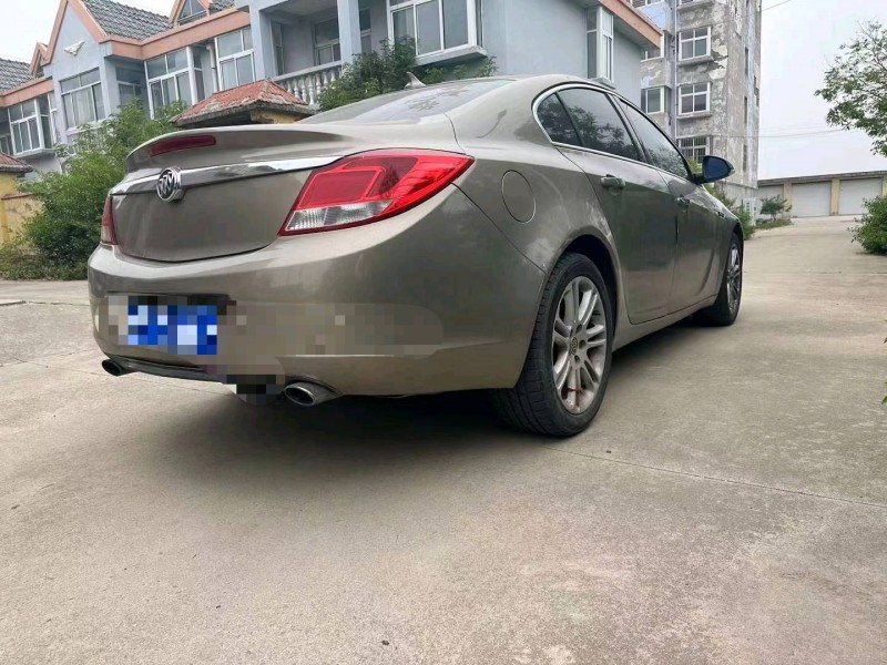 潍坊10年别克君威8